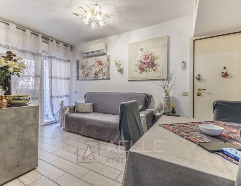 appartamento in vendita a Roma in zona Ostia