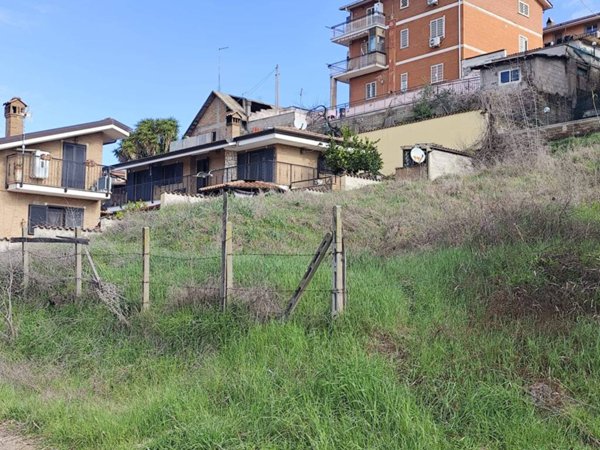 terreno agricolo in vendita a Roma in zona Castelverde