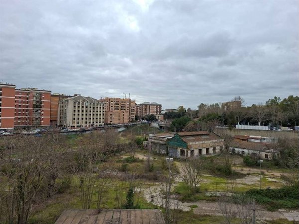 appartamento in vendita a Roma in zona Gianicolense