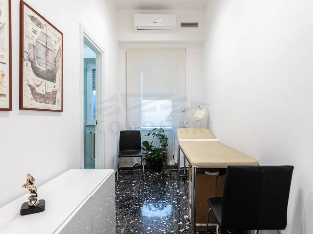 ufficio in vendita a Roma in zona Gianicolense
