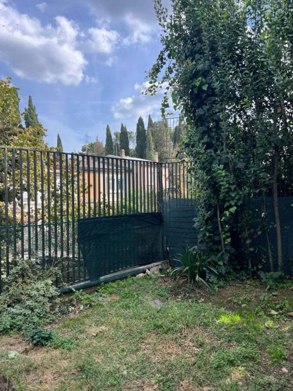 appartamento in vendita a Roma in zona Isola Farnese