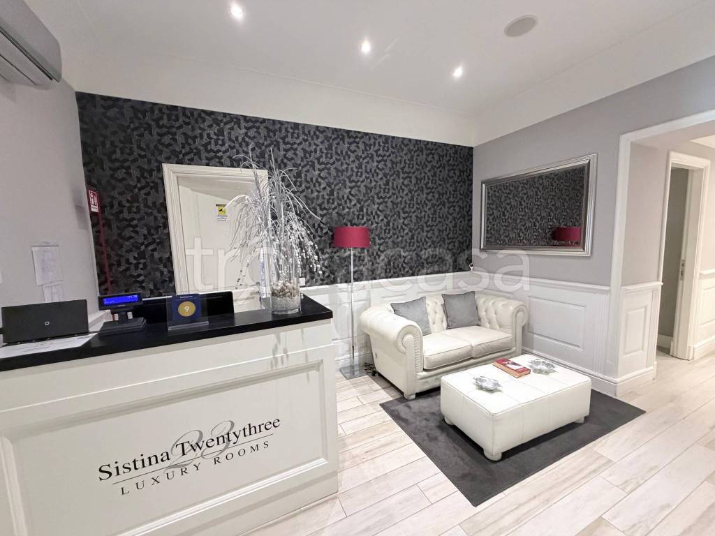 appartamento in vendita a Roma in zona Trevi-Colonna