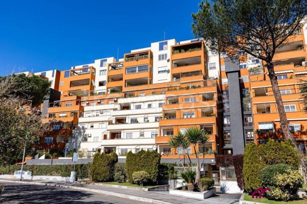 appartamento in vendita a Roma in zona Ostiense