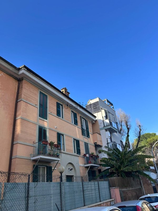 appartamento in vendita a Roma in zona San Saba - Ripa