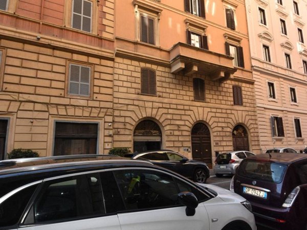 appartamento in vendita a Roma in zona Castro Pretorio