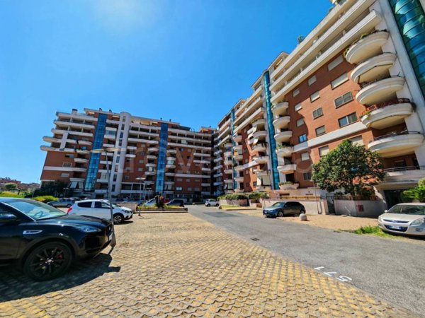 appartamento in vendita a Roma in zona Acilia