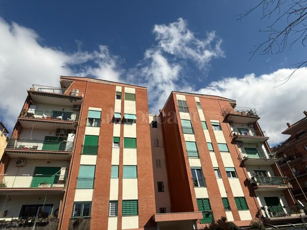 appartamento in vendita a Roma in zona Ostia