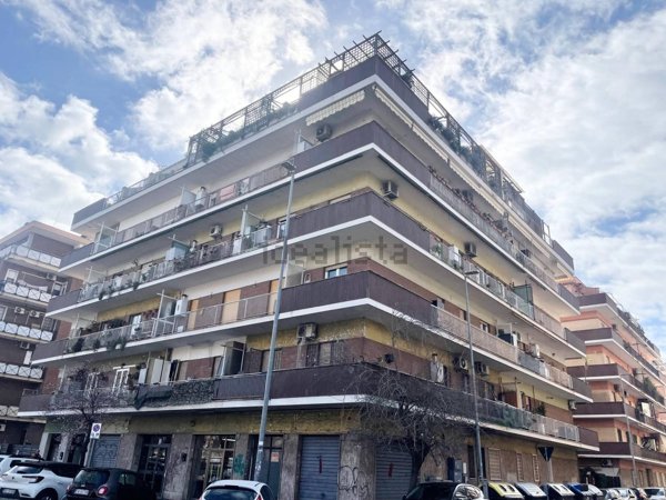 appartamento in vendita a Roma in zona Ostia