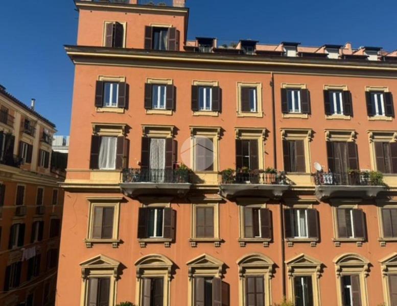 appartamento in vendita a Roma in zona Esquilino