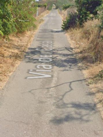 locale commerciale in vendita a Roma in zona EUR