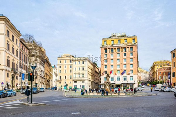 appartamento in vendita a Roma in zona Centro Storico