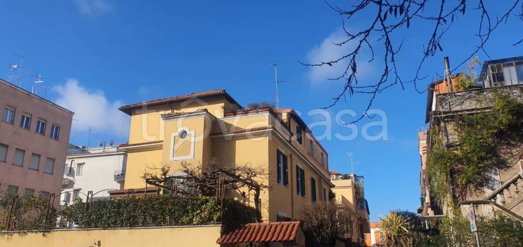 casa indipendente in vendita a Roma in zona Gianicolense