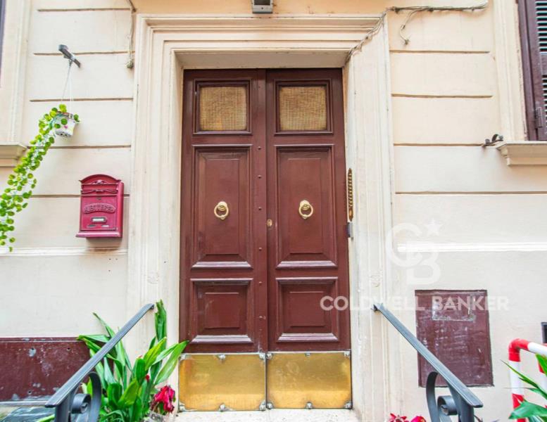 appartamento in vendita a Roma in zona Trastevere