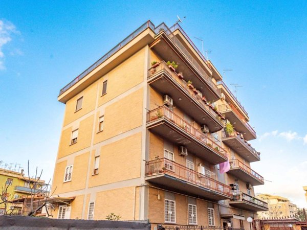 appartamento in vendita a Roma in zona Tor Vergata/Torrenova