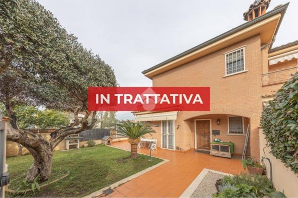 casa indipendente in vendita a Roma in zona Casal Morena