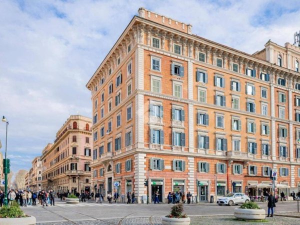 appartamento in vendita a Roma in zona Rione Borgo