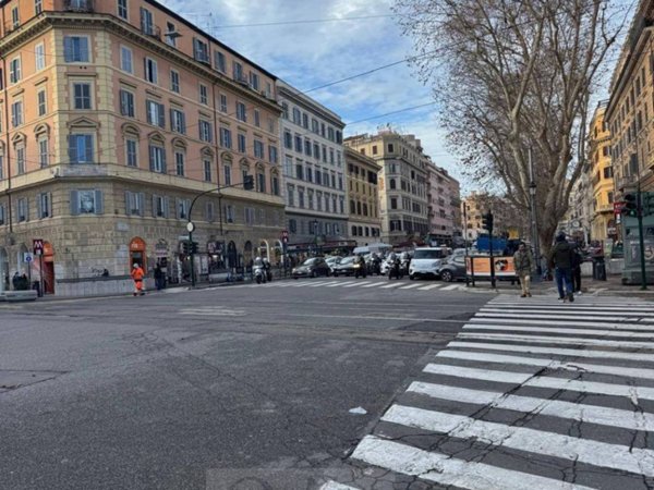appartamento in vendita a Roma in zona Rione Prati