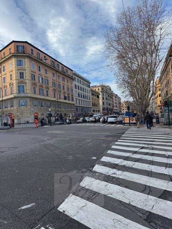 appartamento in vendita a Roma in zona Rione Prati