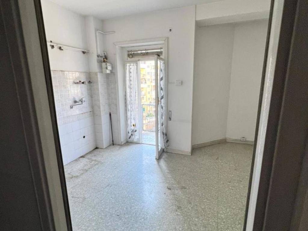 appartamento in vendita a Roma in zona Ostiense