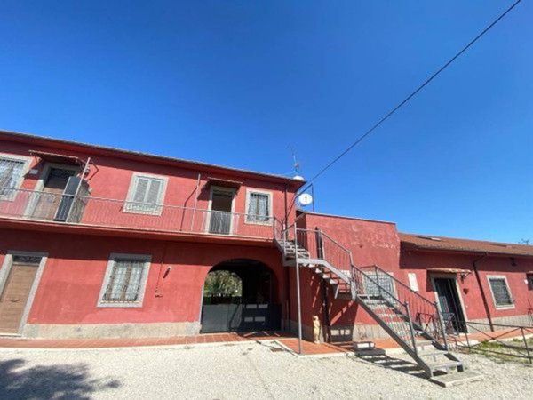 appartamento in vendita a Roma in zona Lunghezza