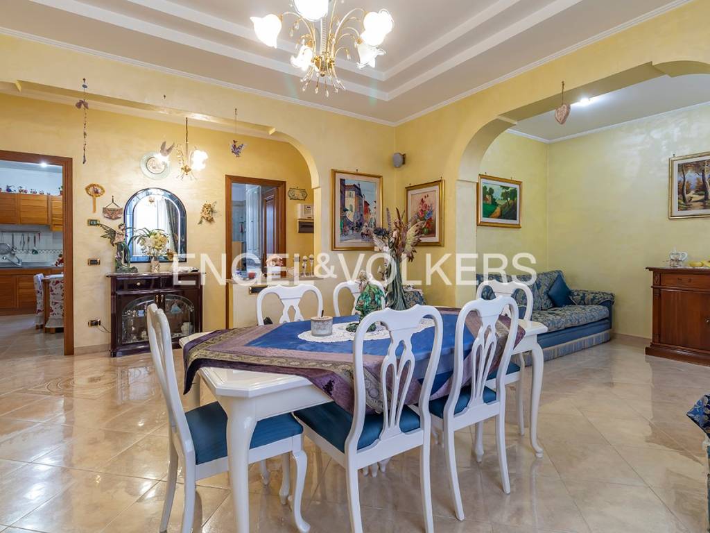 casa indipendente in vendita a Roma in zona Casal Morena