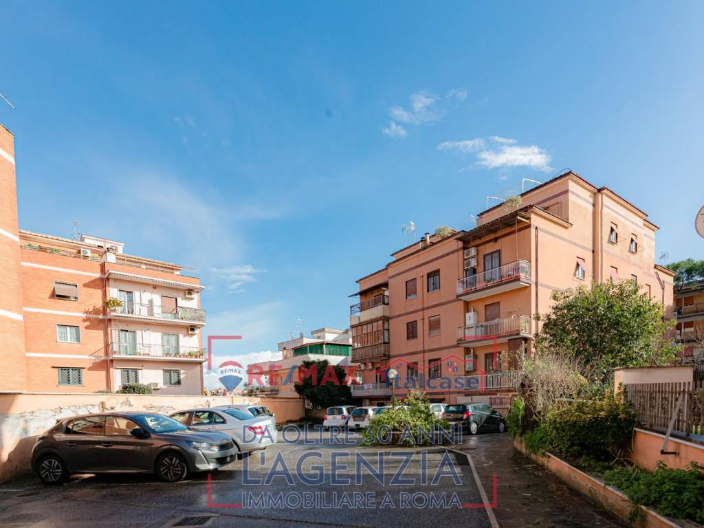 appartamento in vendita a Roma in zona Primavalle