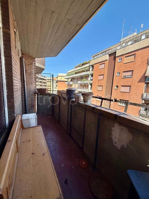 appartamento in vendita a Roma in zona Portuense