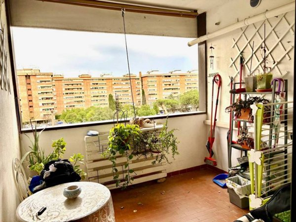 appartamento in vendita a Roma in zona Spinaceto