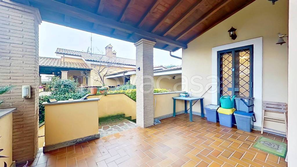 casa indipendente in vendita a Roma in zona Ostia Antica