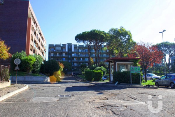 appartamento in vendita a Roma in zona Dragoncello