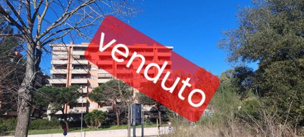 appartamento in vendita a Roma in zona Corviale