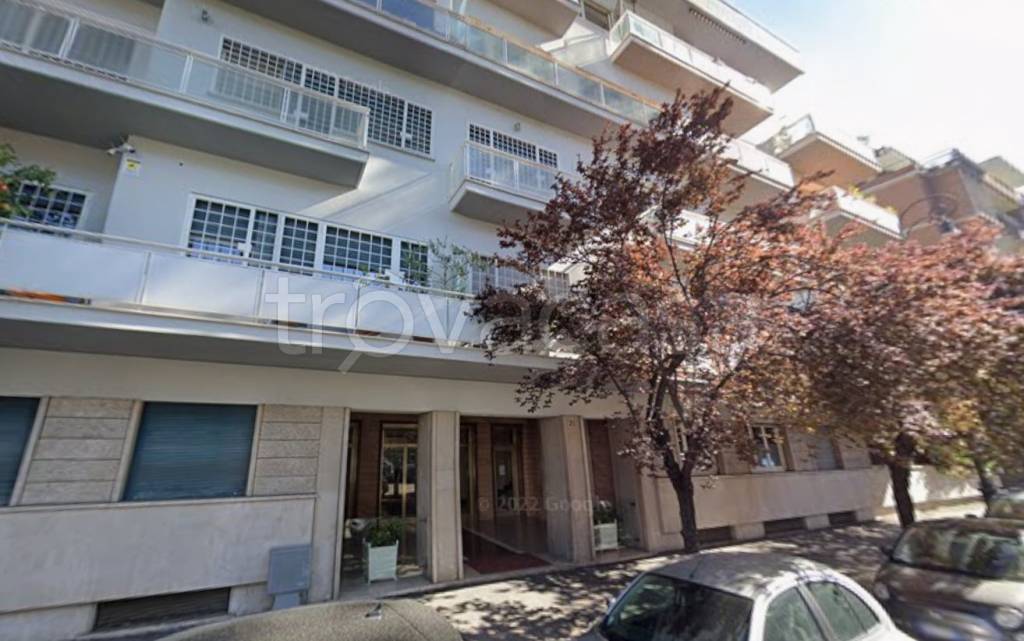 appartamento in vendita a Roma in zona Della Vittoria