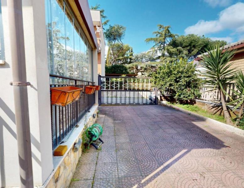 appartamento in vendita a Roma in zona Romanina