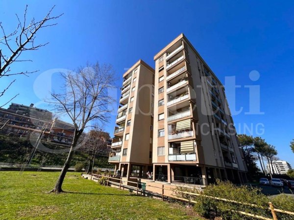 appartamento in vendita a Roma in zona Torrino