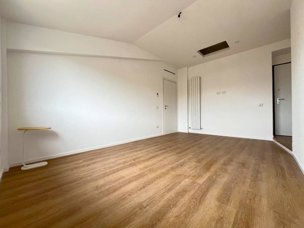 appartamento in vendita a Roma in zona Tuscolano