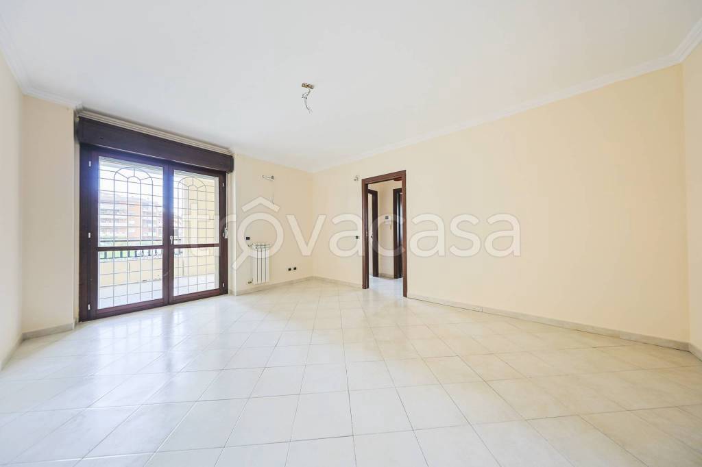 appartamento in vendita a Roma in zona Ponte di Nona