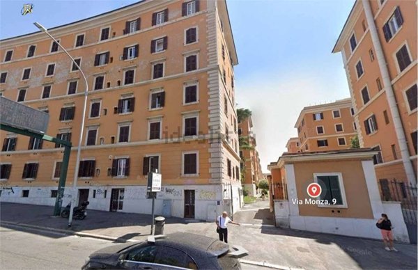 appartamento in vendita a Roma in zona Tuscolano