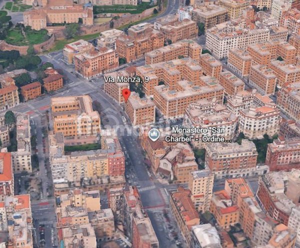 appartamento in vendita a Roma in zona Tuscolano