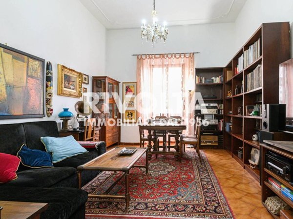 appartamento in vendita a Roma in zona Esquilino