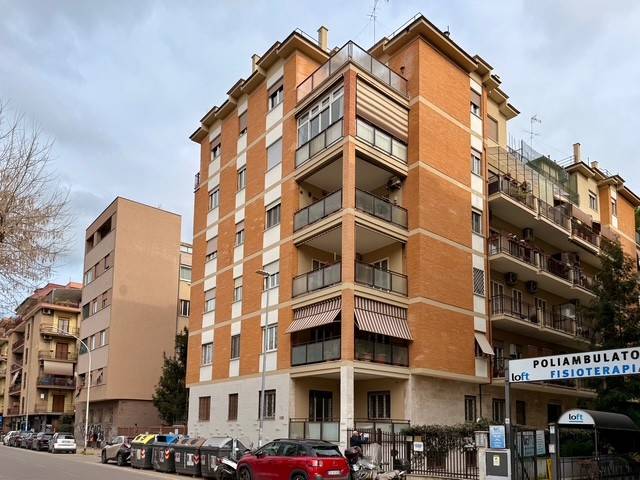 appartamento in vendita a Roma in zona Monte Sacro/Talenti