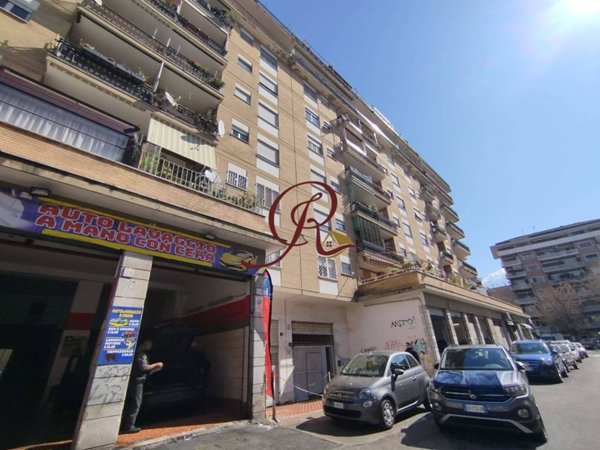 negozio in vendita a Roma