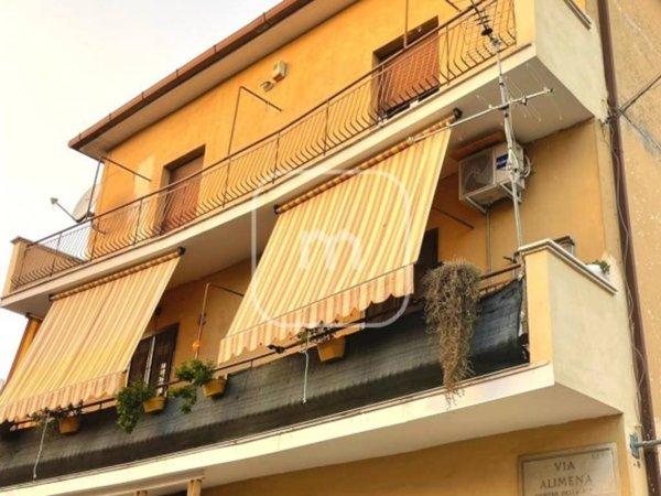 appartamento in vendita a Roma in zona Finocchio