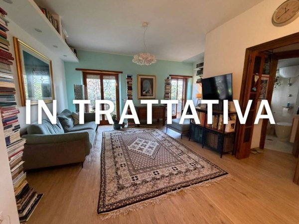 appartamento in vendita a Roma in zona Mostacciano