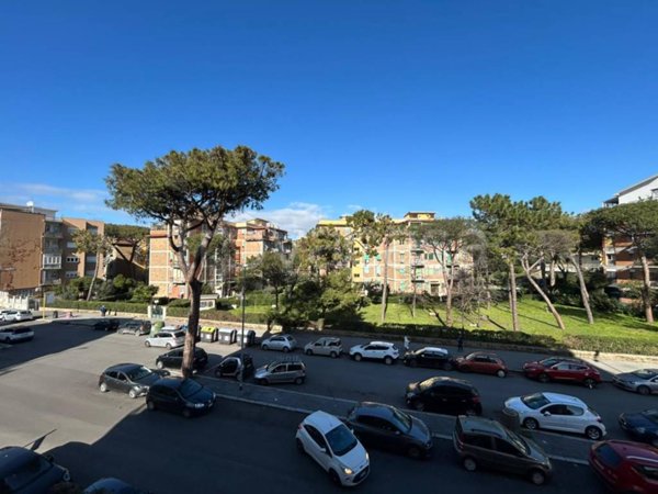 appartamento in vendita a Roma in zona Ostia