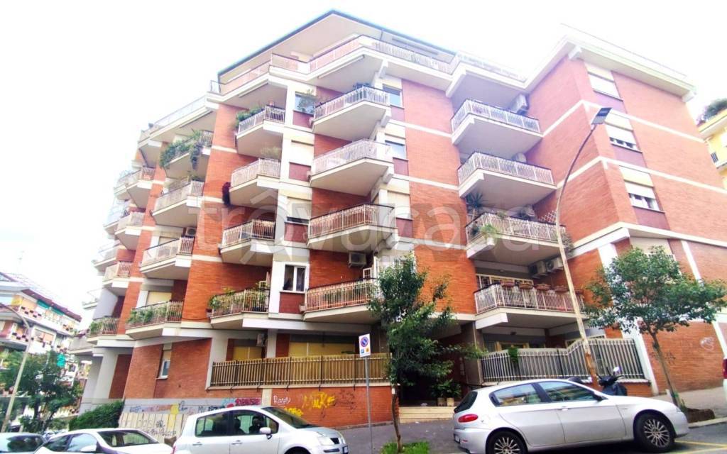 appartamento in vendita a Roma in zona Gianicolense