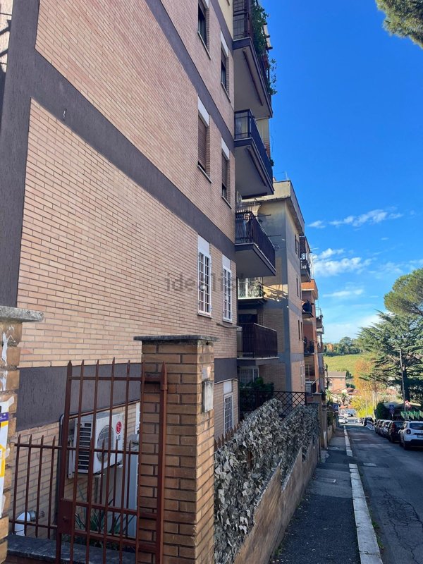 appartamento in vendita a Roma in zona Portuense