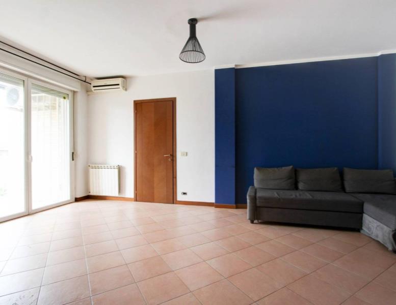 appartamento in vendita a Roma in zona Castel di Leva