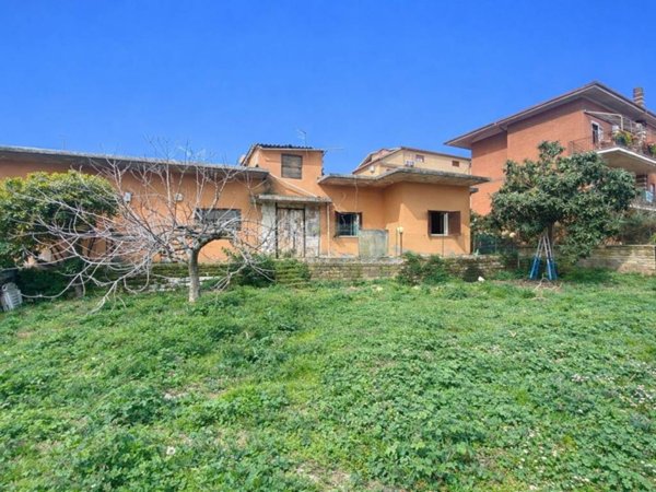 casa indipendente in vendita a Roma in zona Olgiata