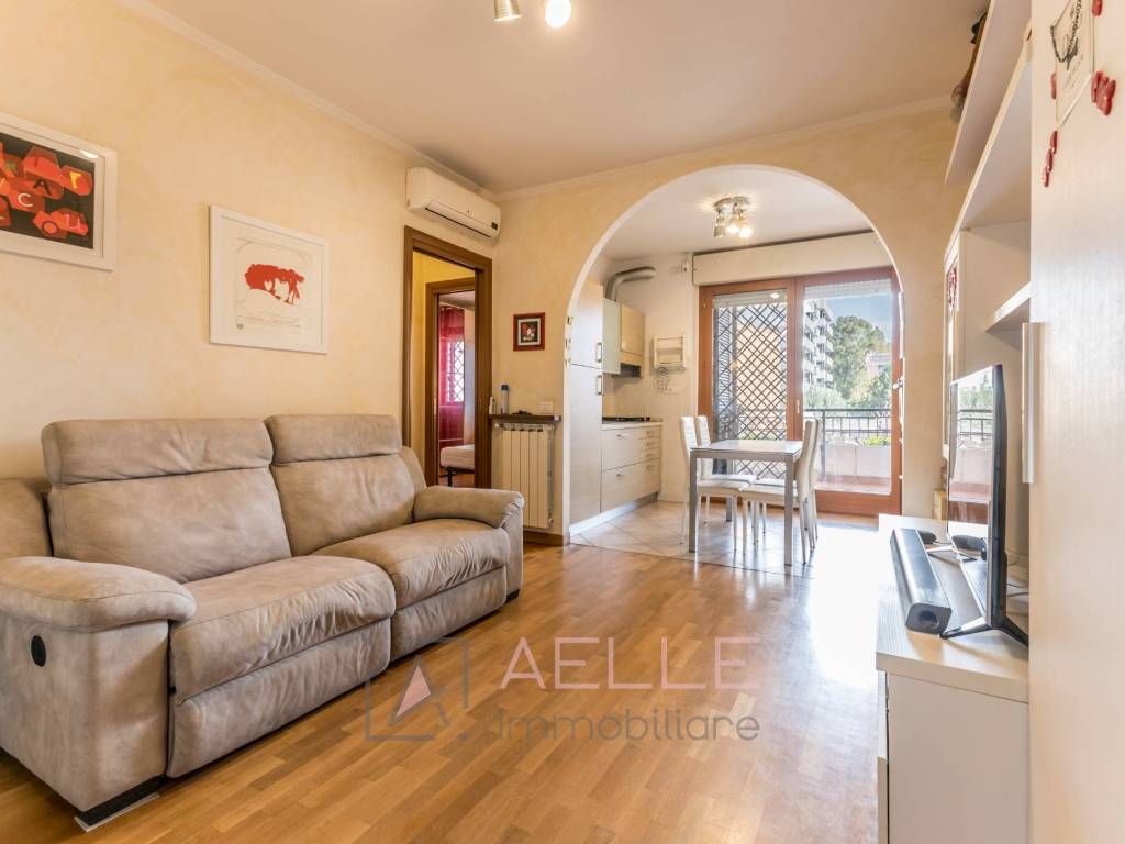 appartamento in vendita a Roma in zona Casal Palocco