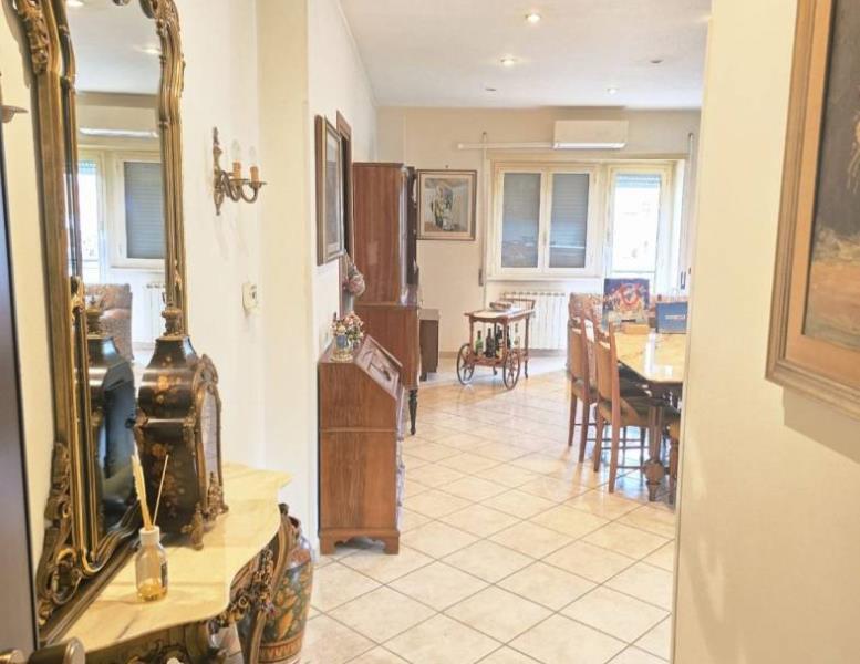 appartamento in vendita a Roma in zona Casalotti